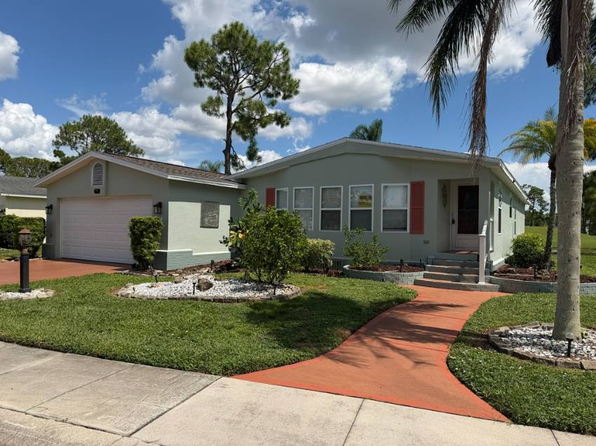 North Fort Myers, FL Mobile Home for Sale located at 1917 Madera Drive Del Tura Golf & Country Club